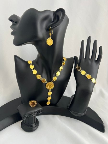 طقم ليرات طويل وناعم ٤ قطع