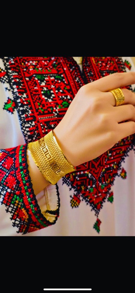 طقم اسواره وخاتم بلدي بتصميم عصري وانيق