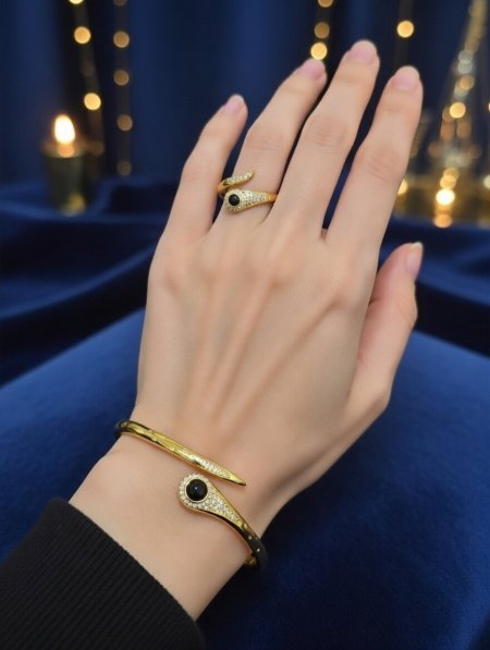 اسواره وخاتم (طقم مسمار العين)