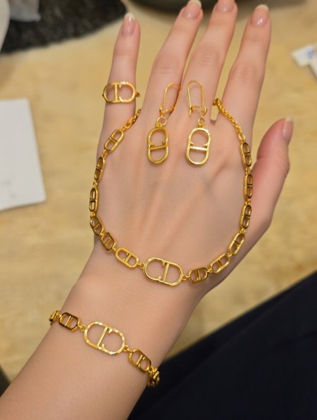 طقم  cd قمه بالنعومه والفخامه