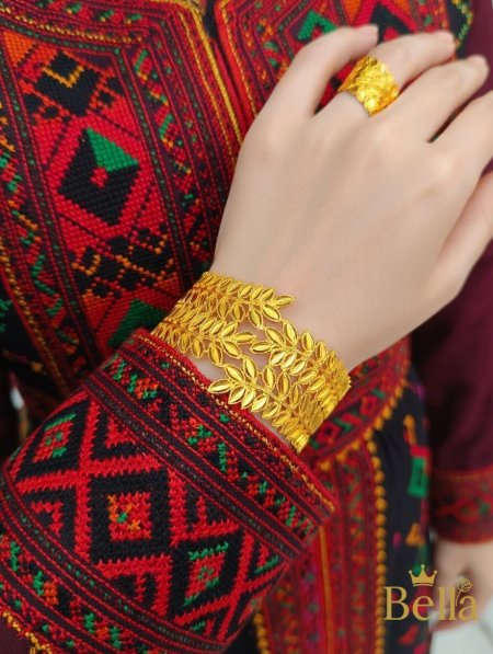 تشكيله مميزه من اساور السبله وخاتمها