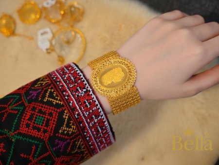 موديل رقم ١٦