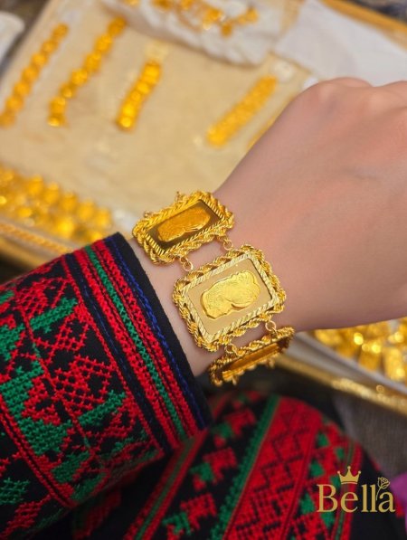 موديل رقم ١٢