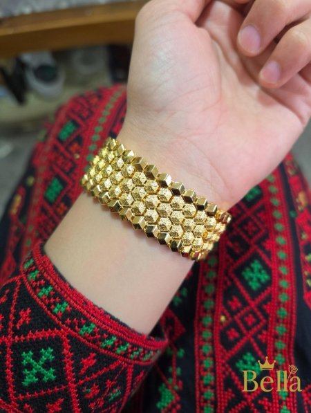 موديل رقم ٤