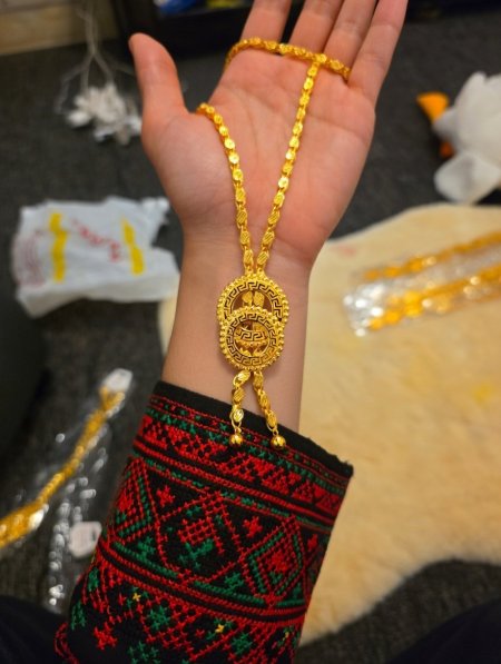 عقد فيرزاتشي حلبي